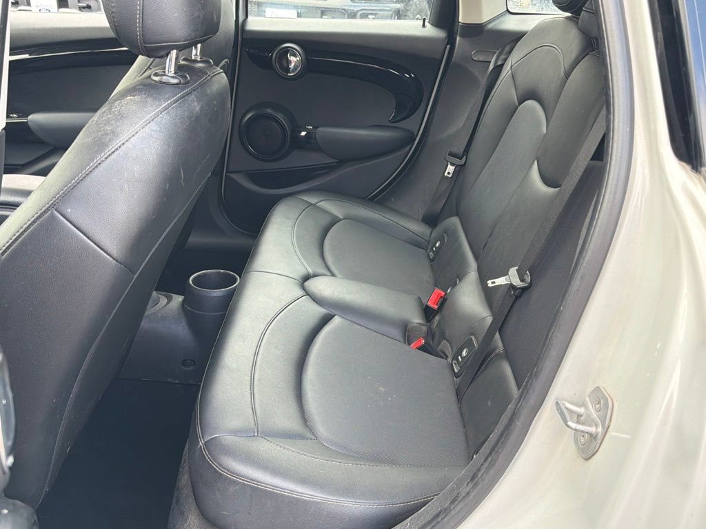 Used 2019 MINI Cooper 4-Door Hardtop FWD image 18
