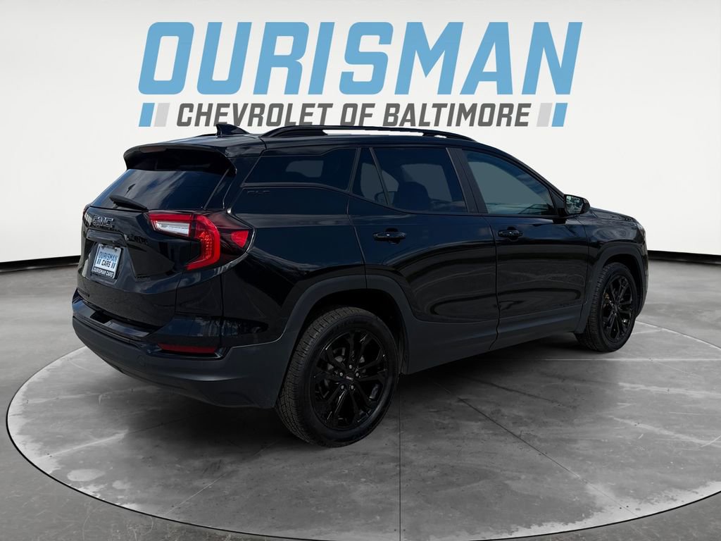 Used 2022 GMC Terrain SLE w/ Driver Convenience Package image 6