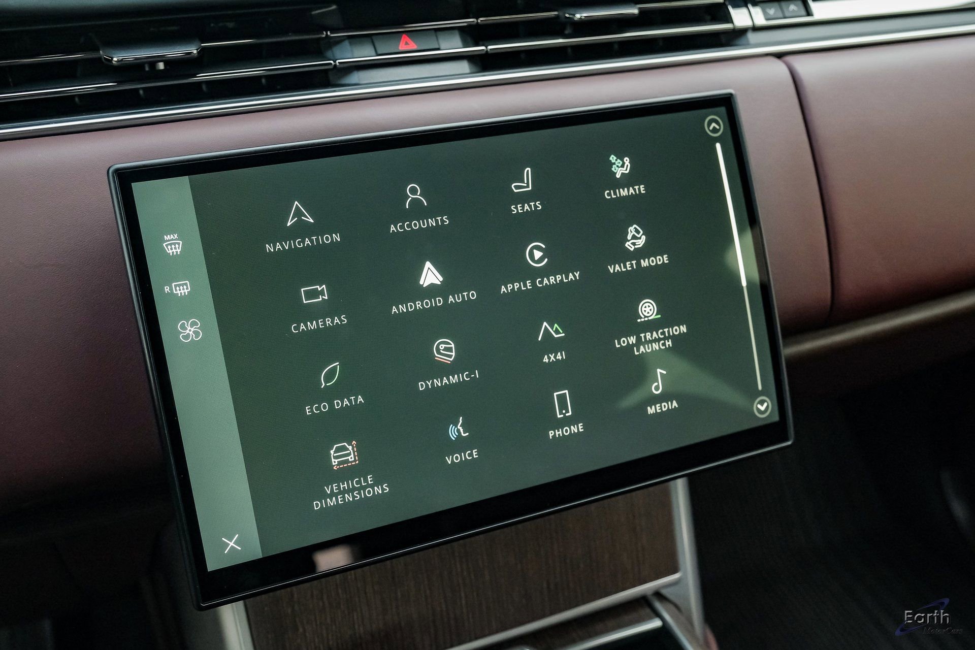 Used 2024 Land Rover Range Rover SE image 71