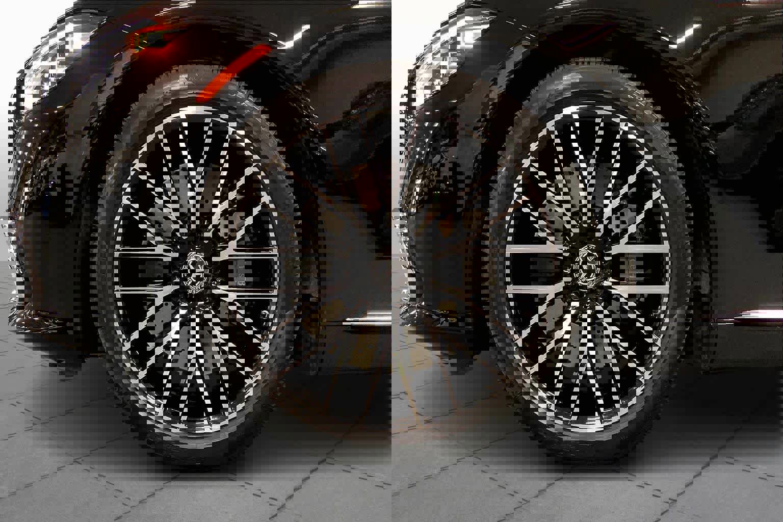 Used 2025 Mercedes-Benz S 500 4MATIC image 10