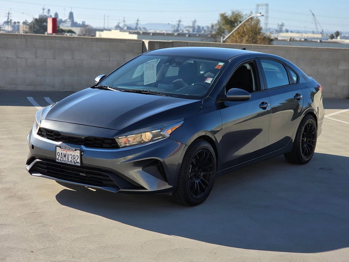 Used 2022 Kia Forte Sedan FWD image 4