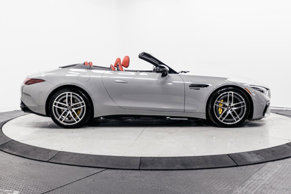 Used 2024 Mercedes-Benz SL 55 AMG 4MATIC image 37