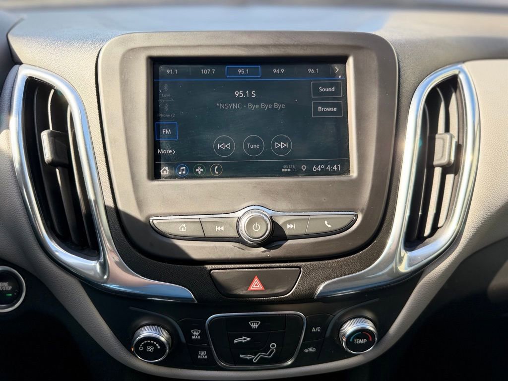 Used 2019 Chevrolet Equinox LS FWD image 27