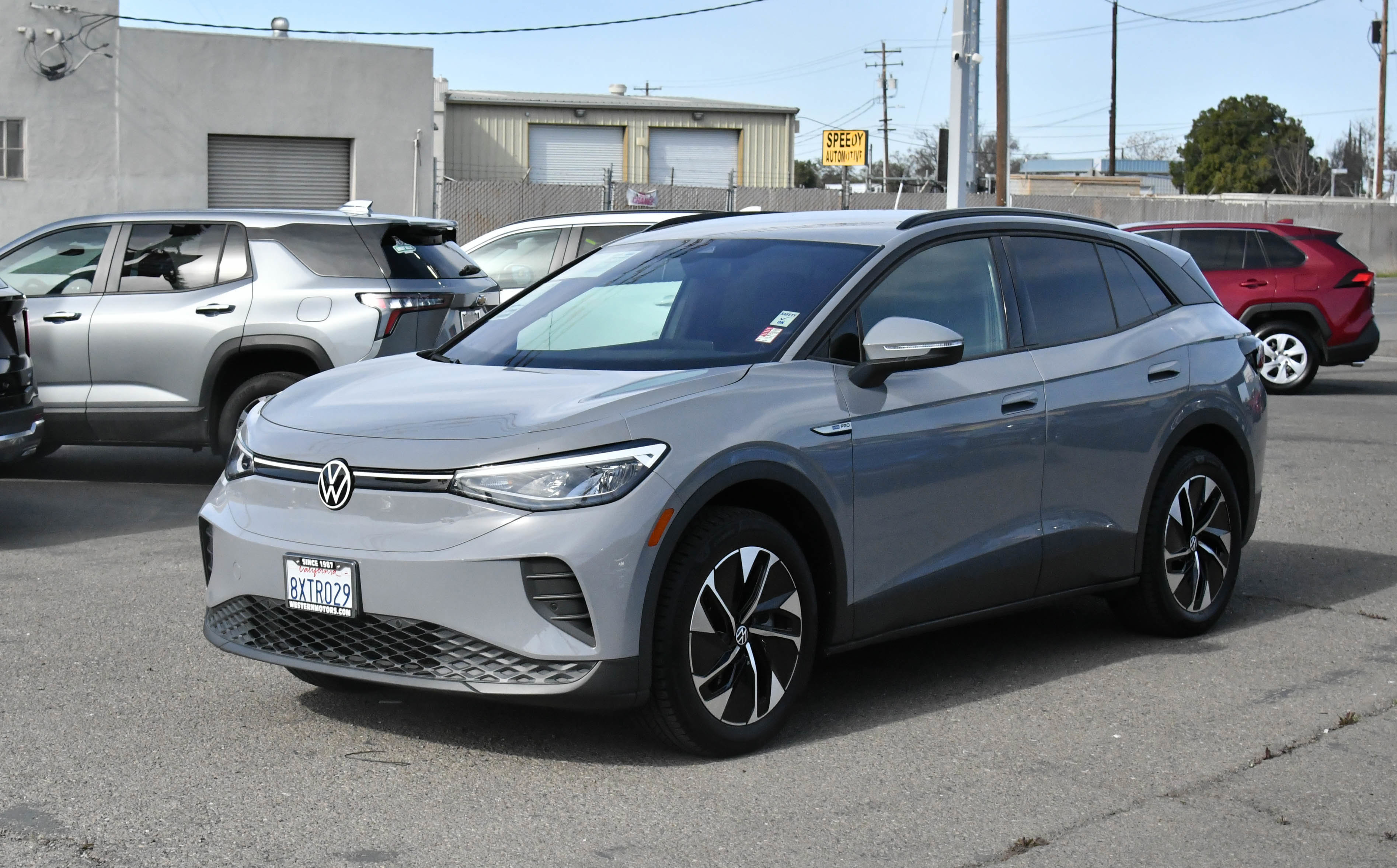 Used 2021 Volkswagen ID.4 Pro image 3