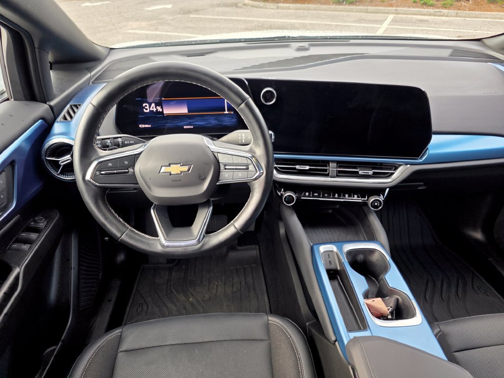 Certified 2024 Chevrolet Equinox EV LT FWD image 28