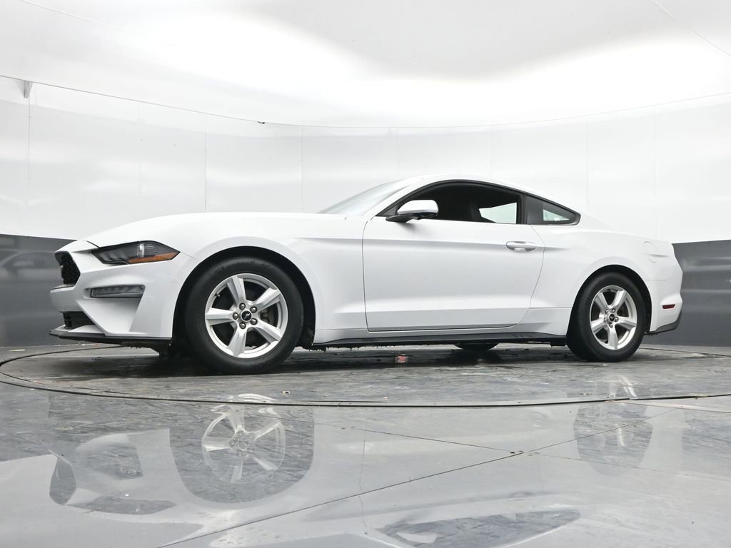 Used 2018 Ford Mustang Coupe RWD image 45