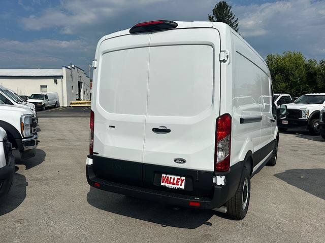 New 2027 Ford Transit 250 148 Medium Roof w/ Load Area Protection Package RWD image 6