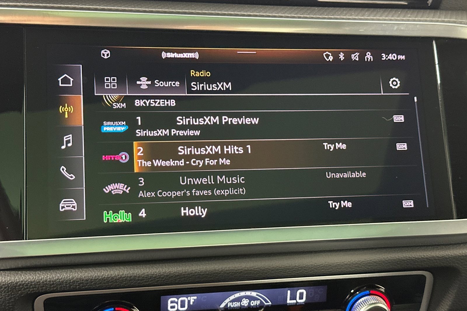 Used 2025 Audi Q3 2.0T Premium w/ Convenience Package image 17