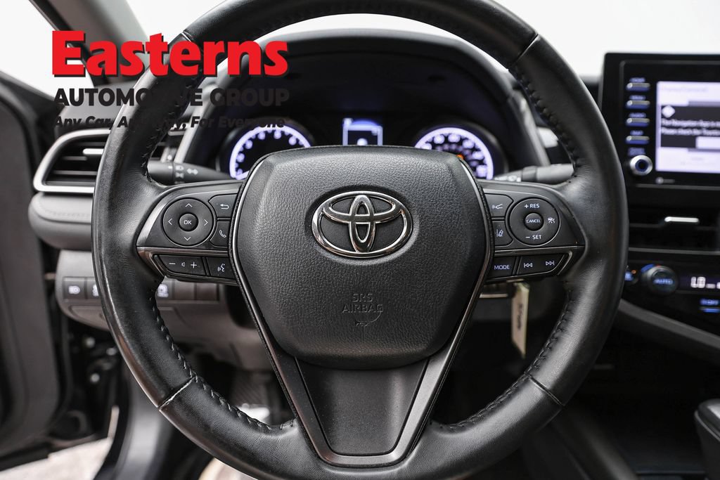 Used 2023 Toyota Camry SE FWD image 12