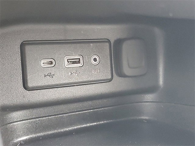 Used 2021 Chevrolet Equinox LT image 30