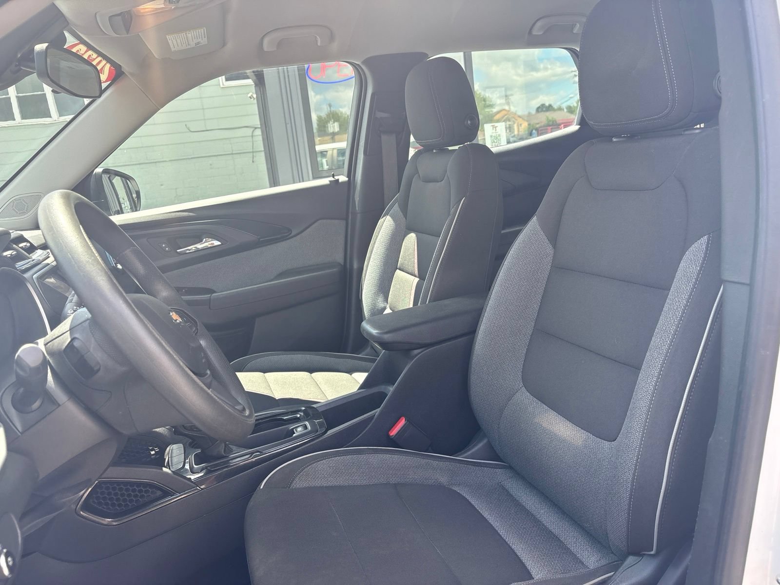 Used 2022 Chevrolet TrailBlazer LS FWD image 11