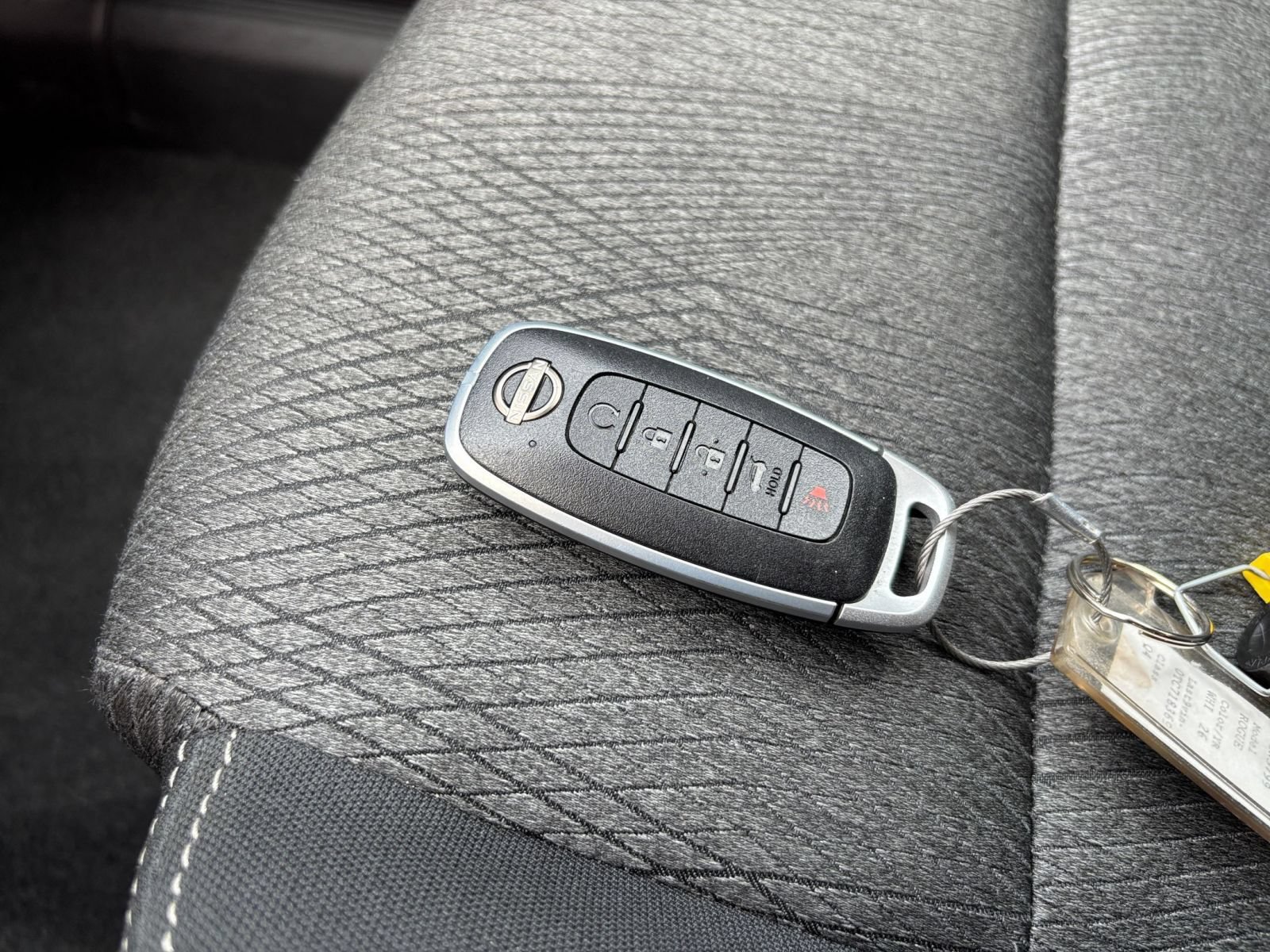 Used 2026 Nissan Rogue SV AWD/4WD image 27