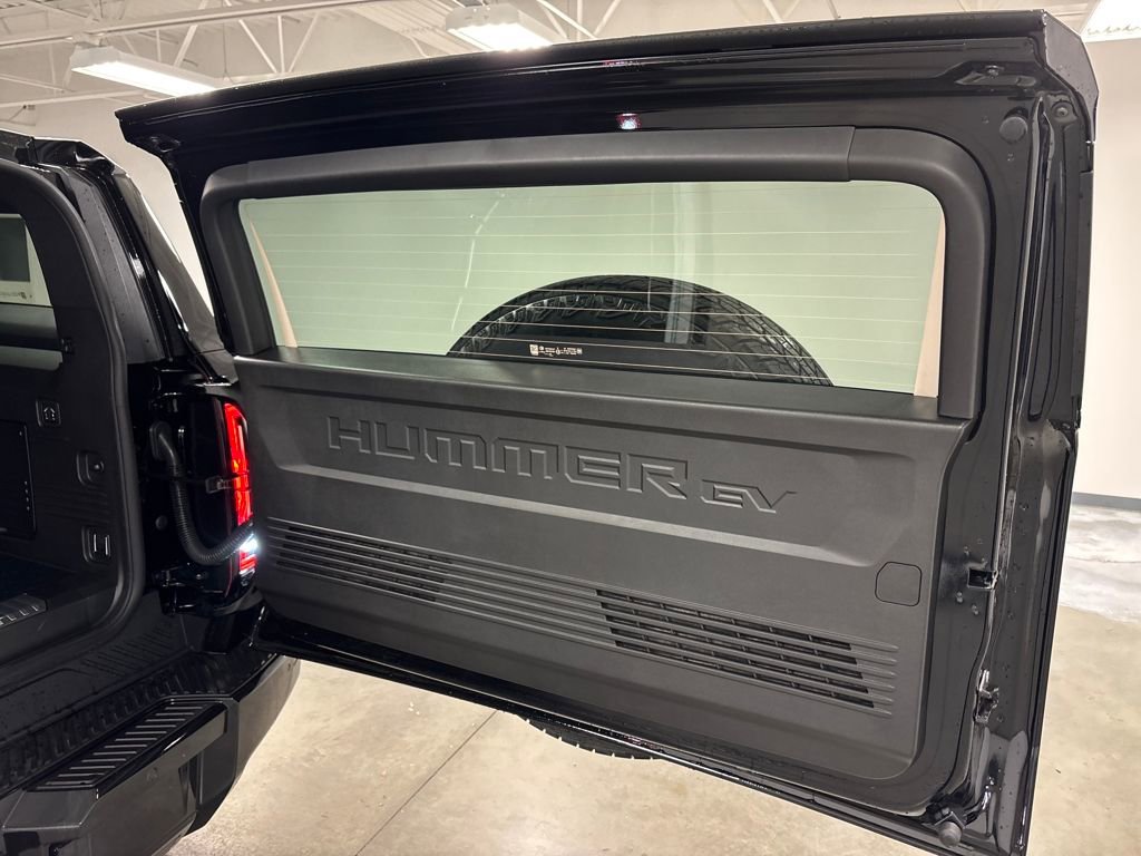 New 2026 GMC Hummer EV SUV image 18