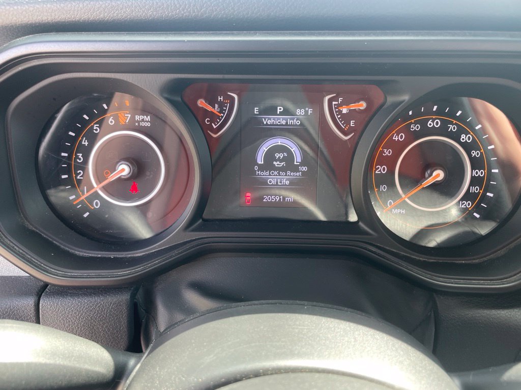 Used 2024 Jeep Gladiator Sport AWD/4WD image 23