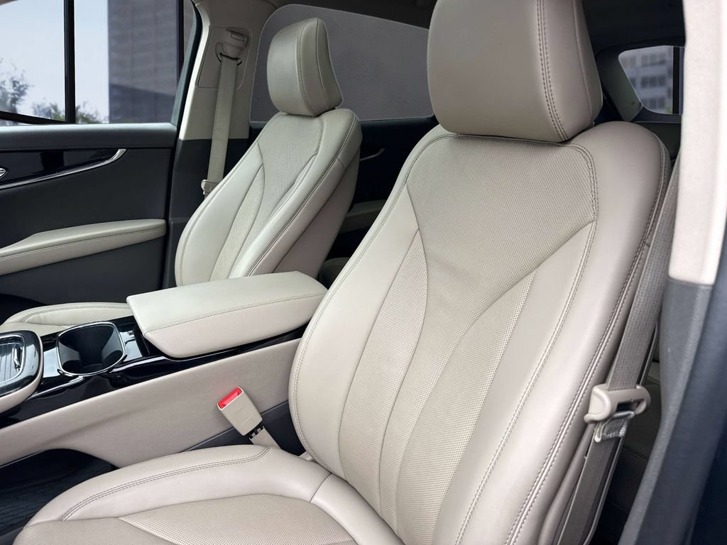Certified 2023 Lincoln Nautilus Reserve w/ Luxury Package FWD image 25