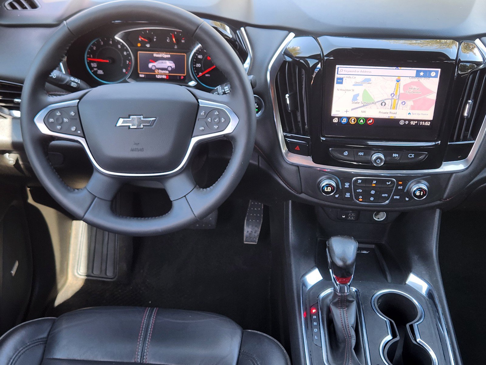 Used 2022 Chevrolet Traverse RS FWD image 9