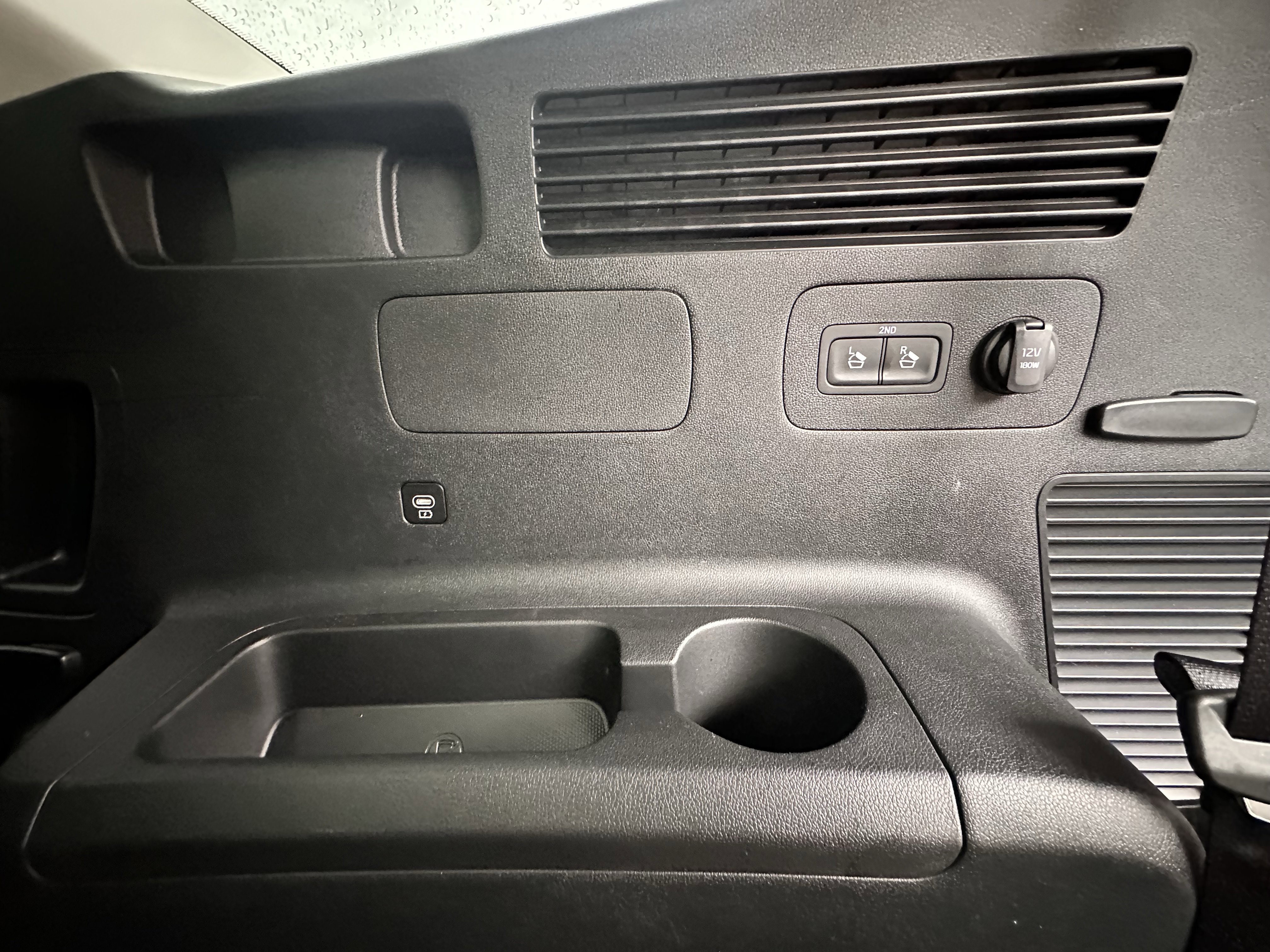 Used 2024 Kia Sorento SX image 28