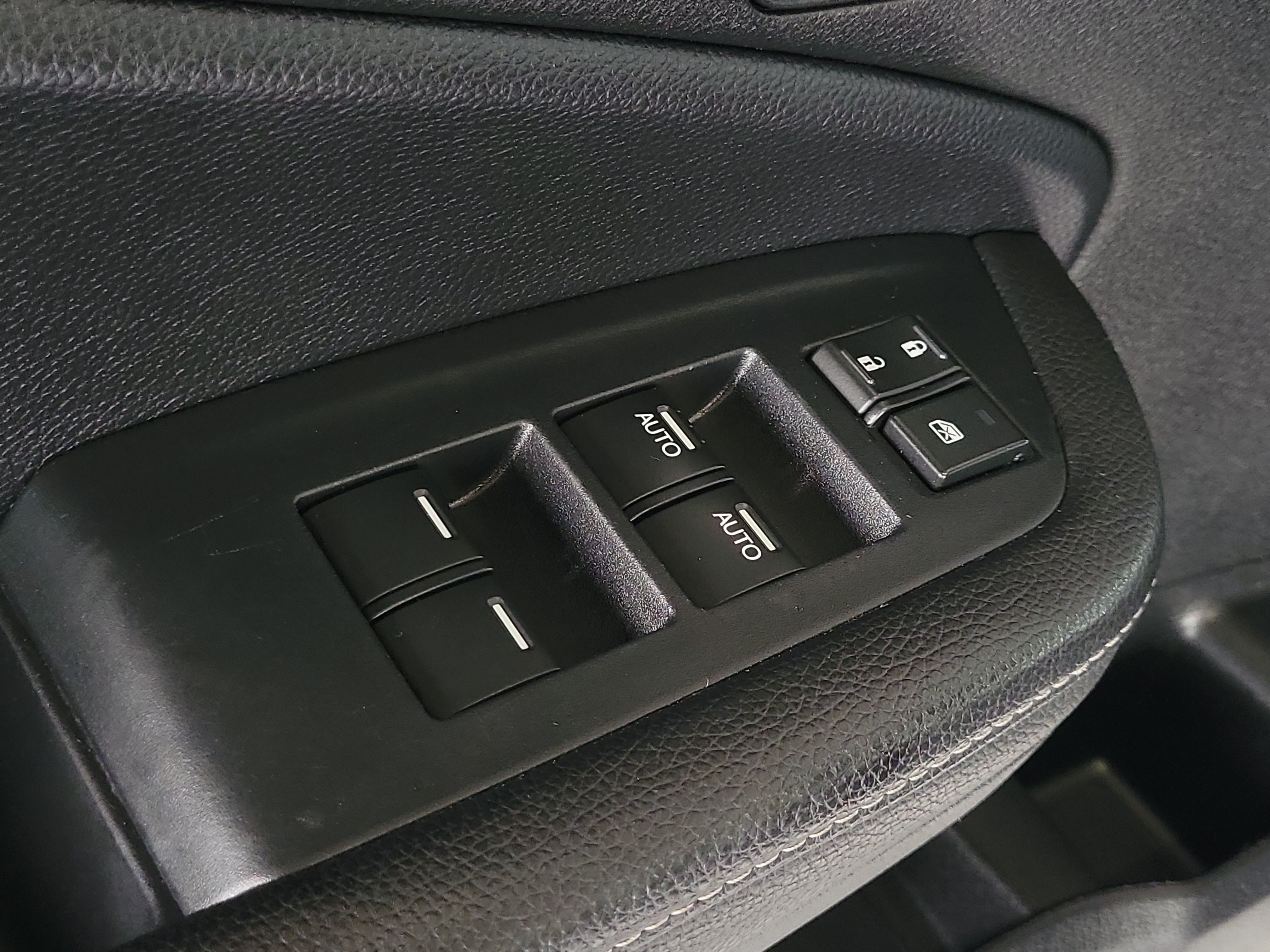 Used 2023 Honda Ridgeline RTL-E image 16