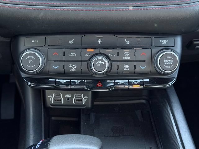 Used 2022 Dodge Durango R/T w/ Blacktop Package AWD/4WD image 38