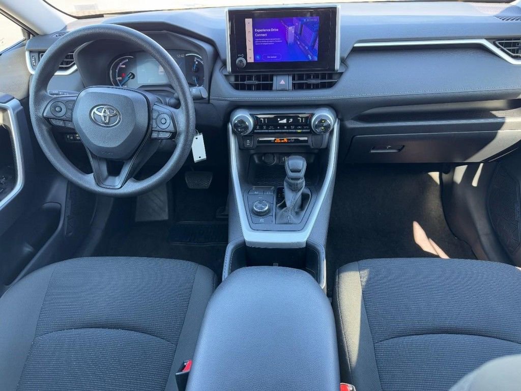Certified 2025 Toyota RAV4 LE image 14