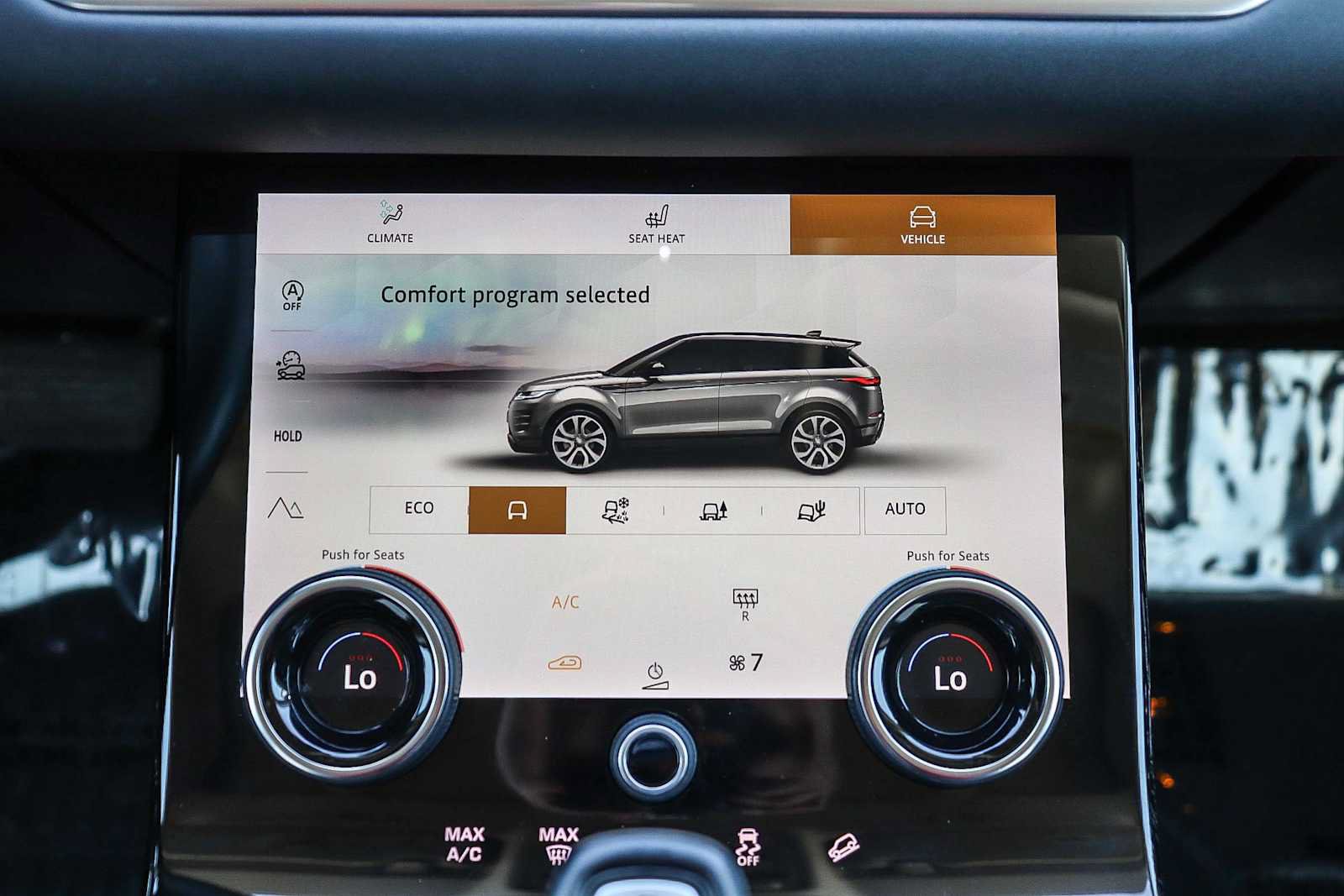 Used 2022 Land Rover Range Rover Evoque SE AWD/4WD image 14