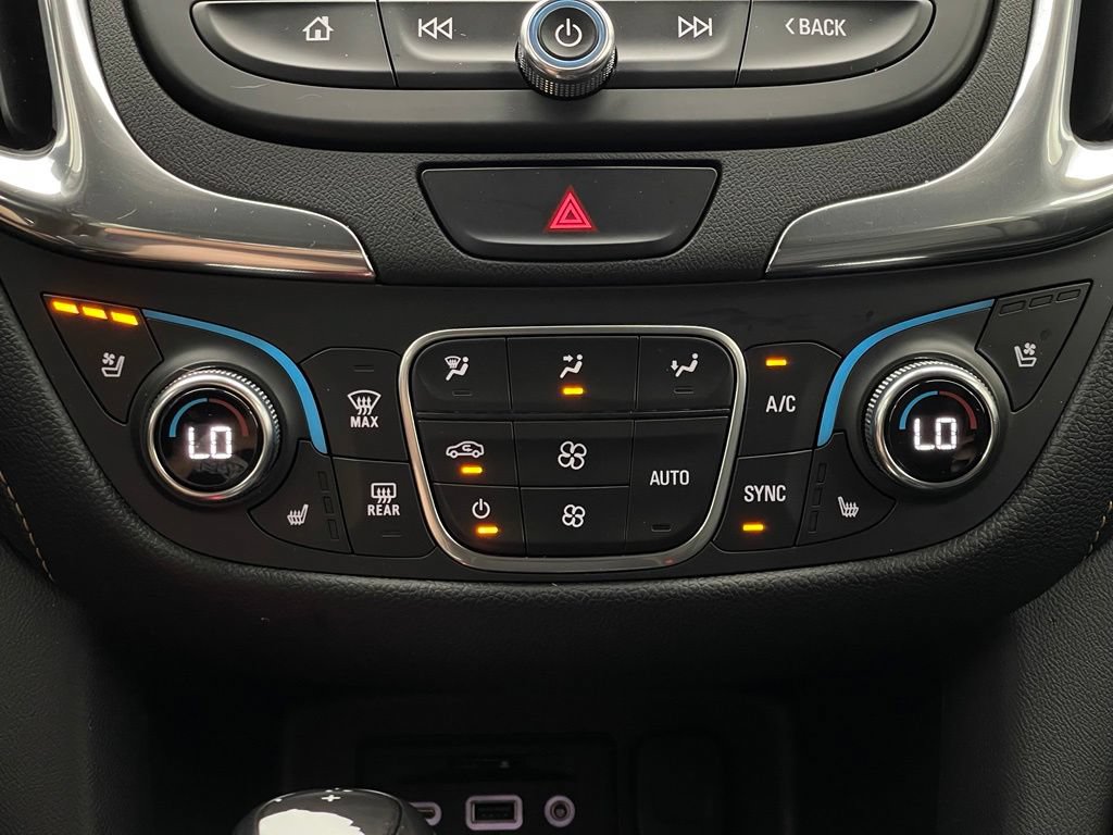 Used 2020 Chevrolet Equinox Premier FWD image 27
