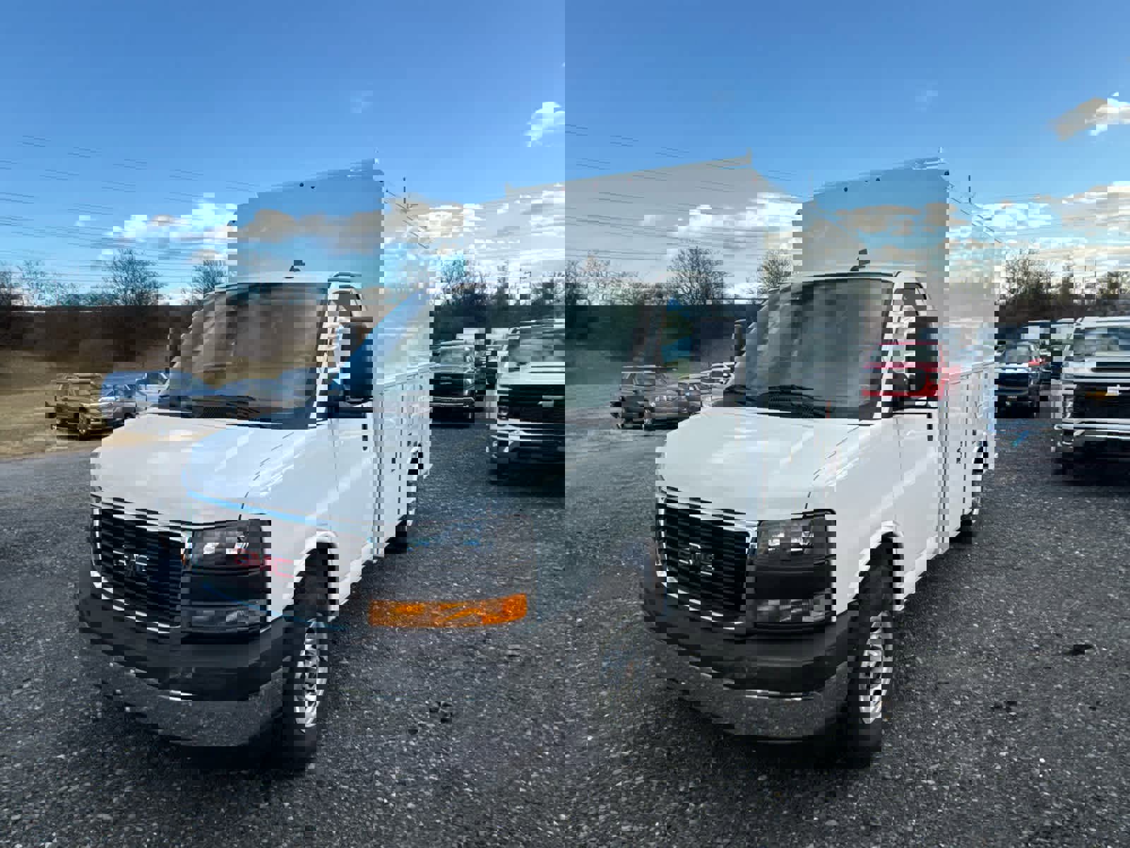 New 2025 GMC Savana 3500 w/ Power Convenience Package