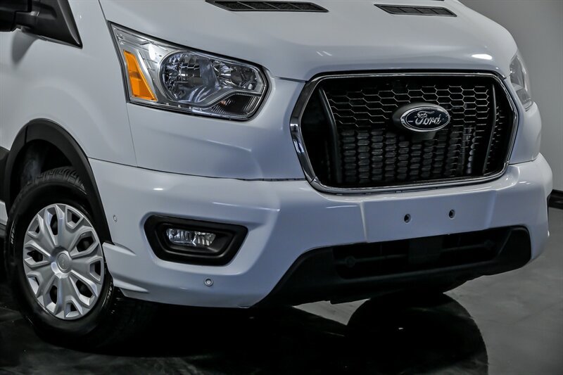Used 2022 Ford Transit 350 XLT RWD image 2