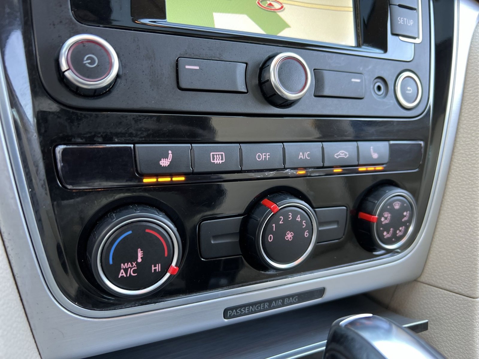 Used 2013 Volkswagen Passat 2.5 SE image 30