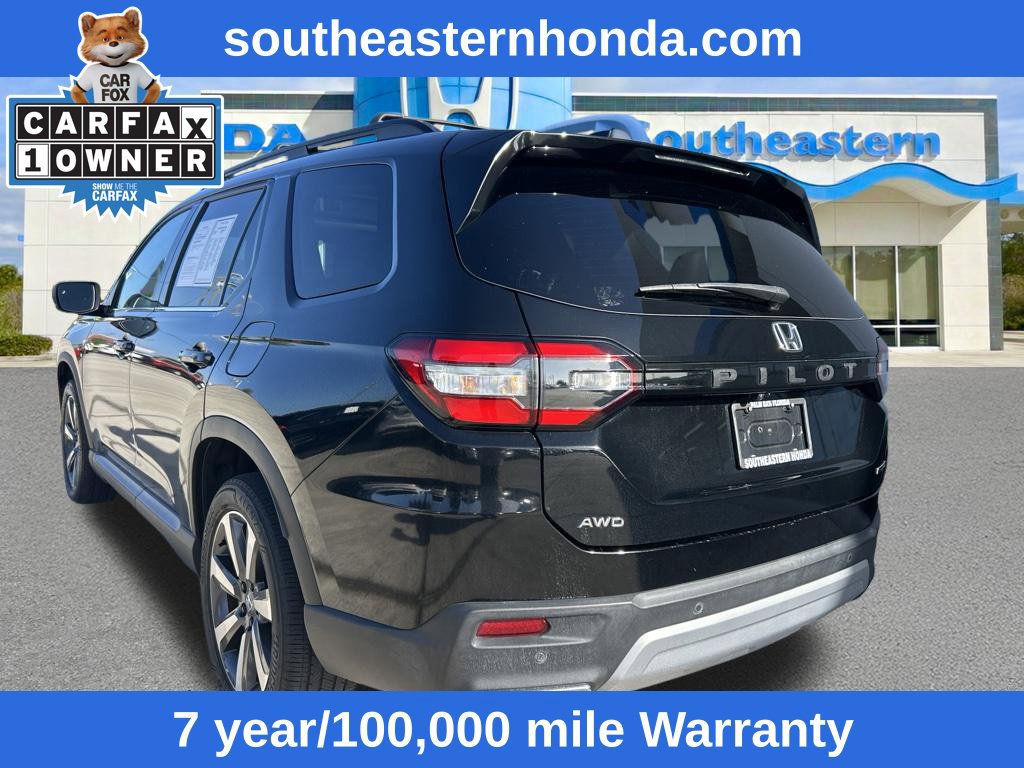 Used 2025 Honda Pilot Touring image 8