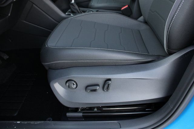 New 2026 Volkswagen Taos SE AWD/4WD image 4