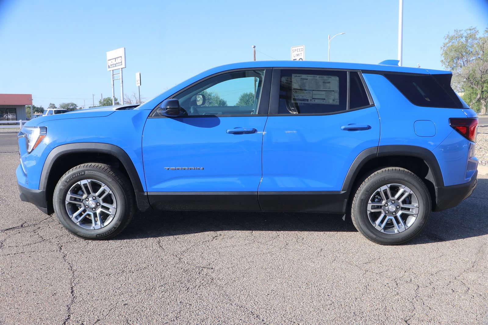 New 2026 GMC Terrain Elevation AWD/4WD image 4
