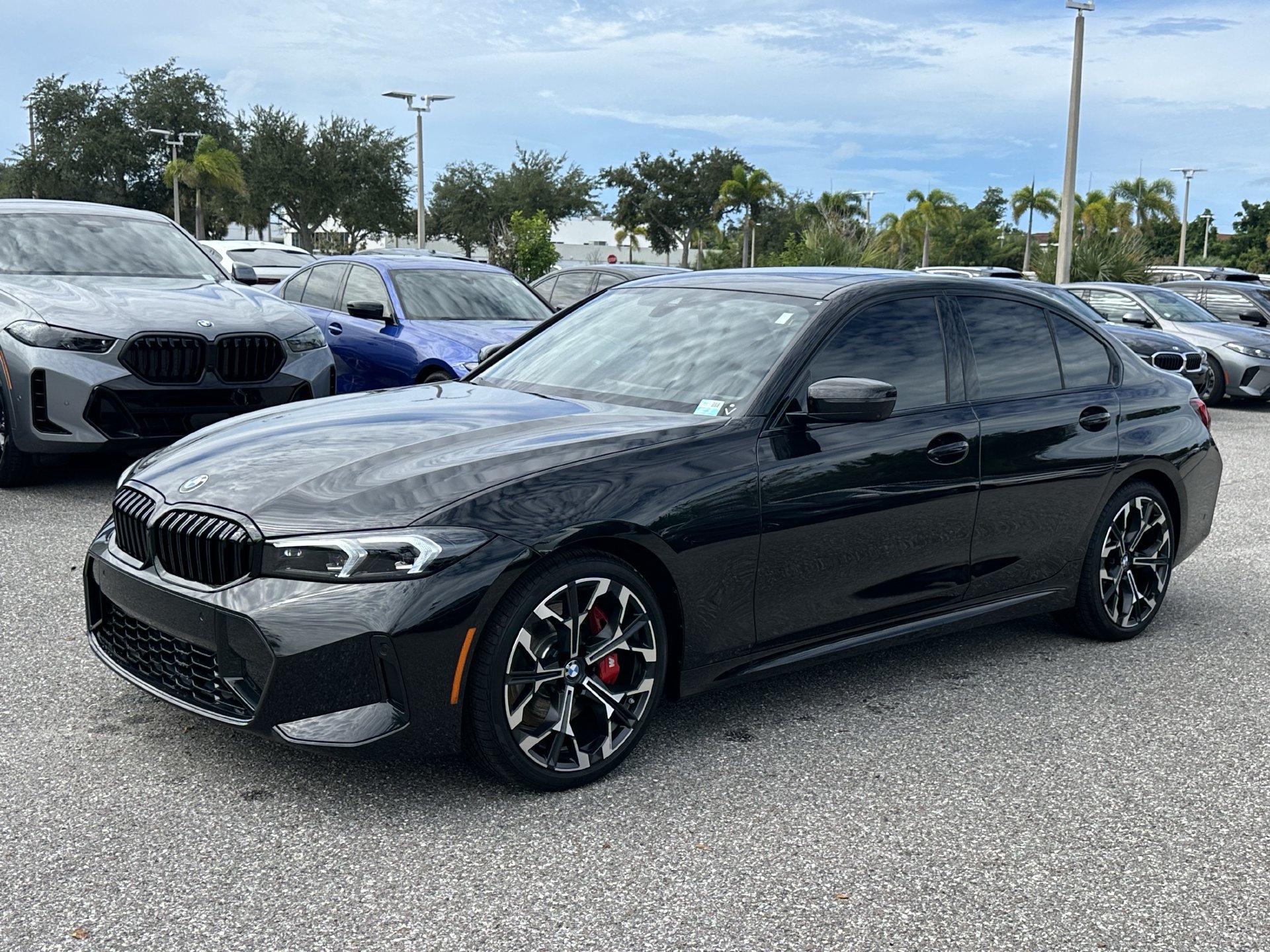 New 2026 BMW 330i Sedan w/ M Sport Package RWD image 7