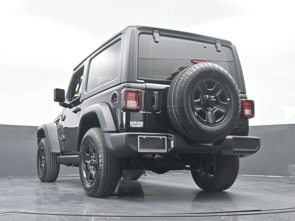 Used 2025 Jeep Wrangler Sport image 53
