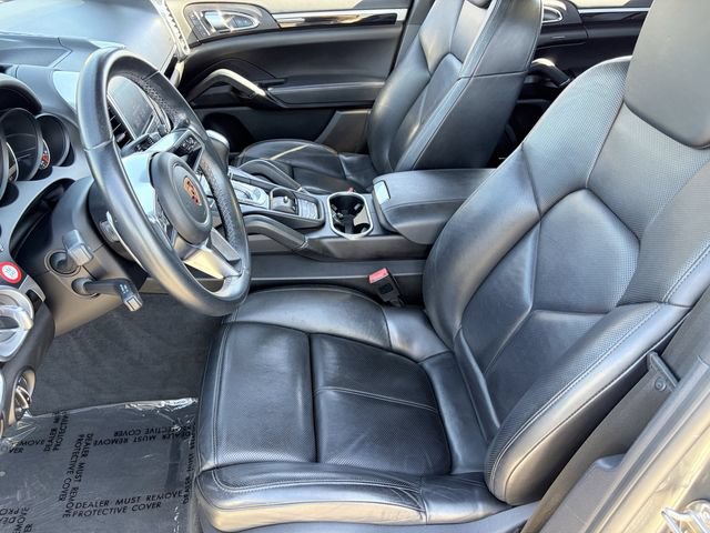 Used 2018 Porsche Cayenne AWD/4WD image 6
