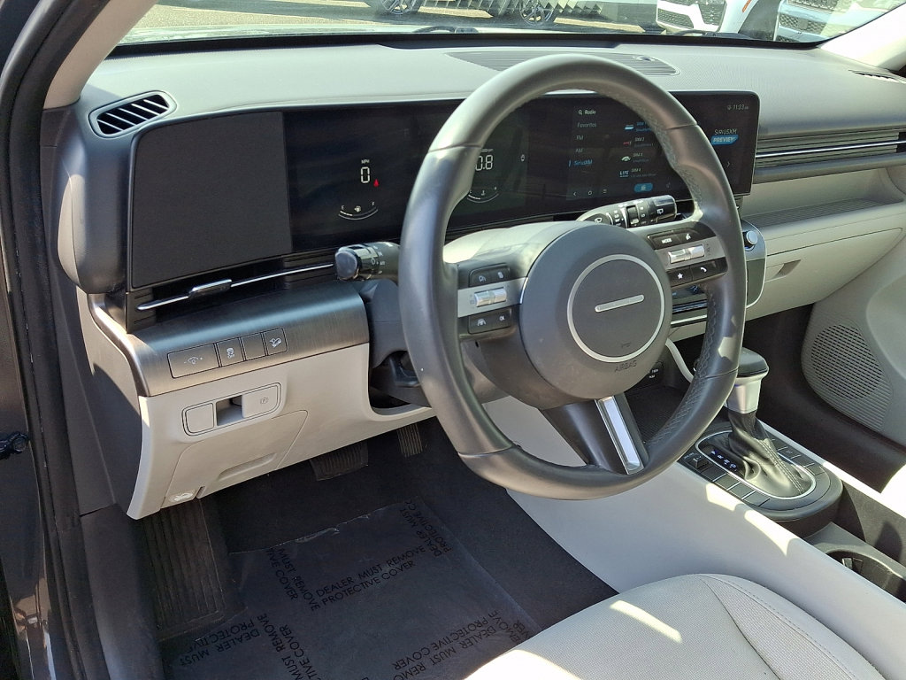 Used 2024 Hyundai Kona SEL image 24