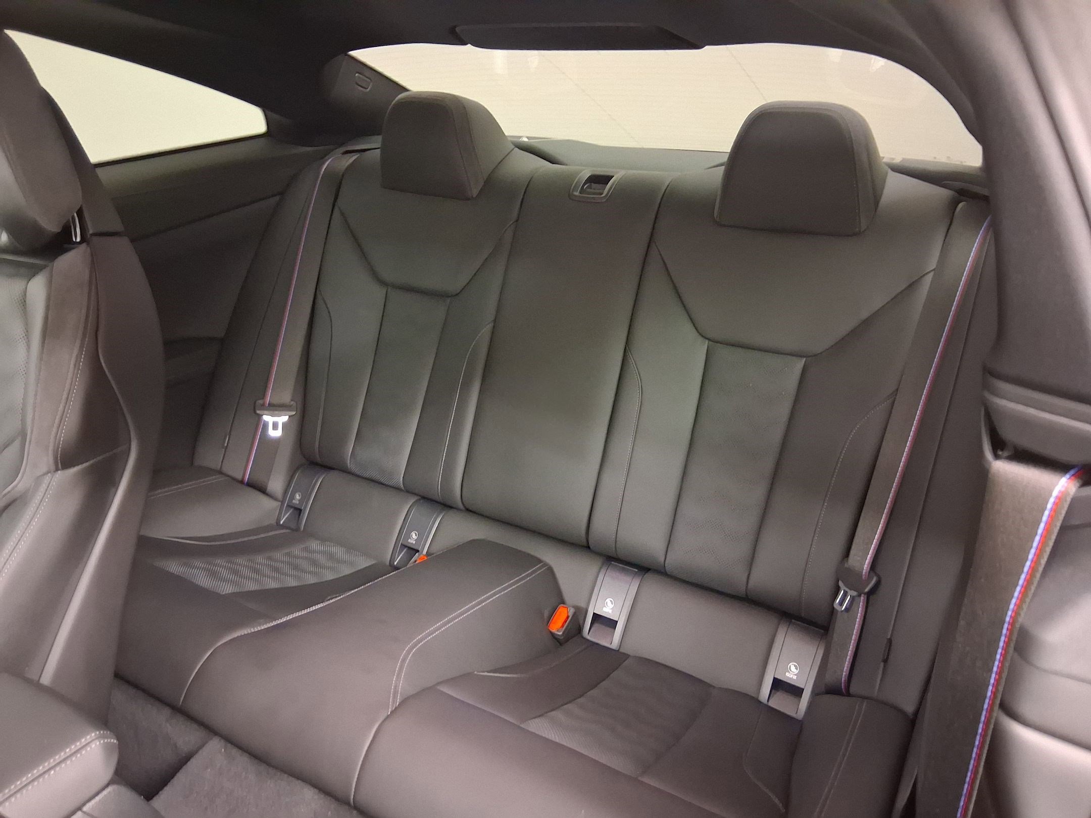 Certified 2024 BMW M4 Competition w/ Executive Package image 29