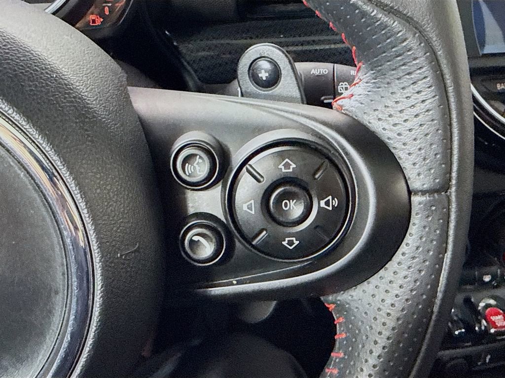 Used 2020 MINI Cooper Clubman S w/ Storage Package image 12