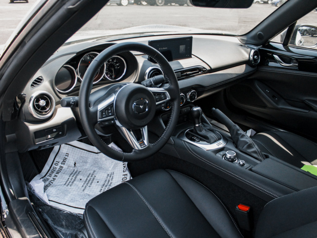 New 2025 MAZDA MX-5 Miata Grand Touring w/ Weather Package RWD image 8