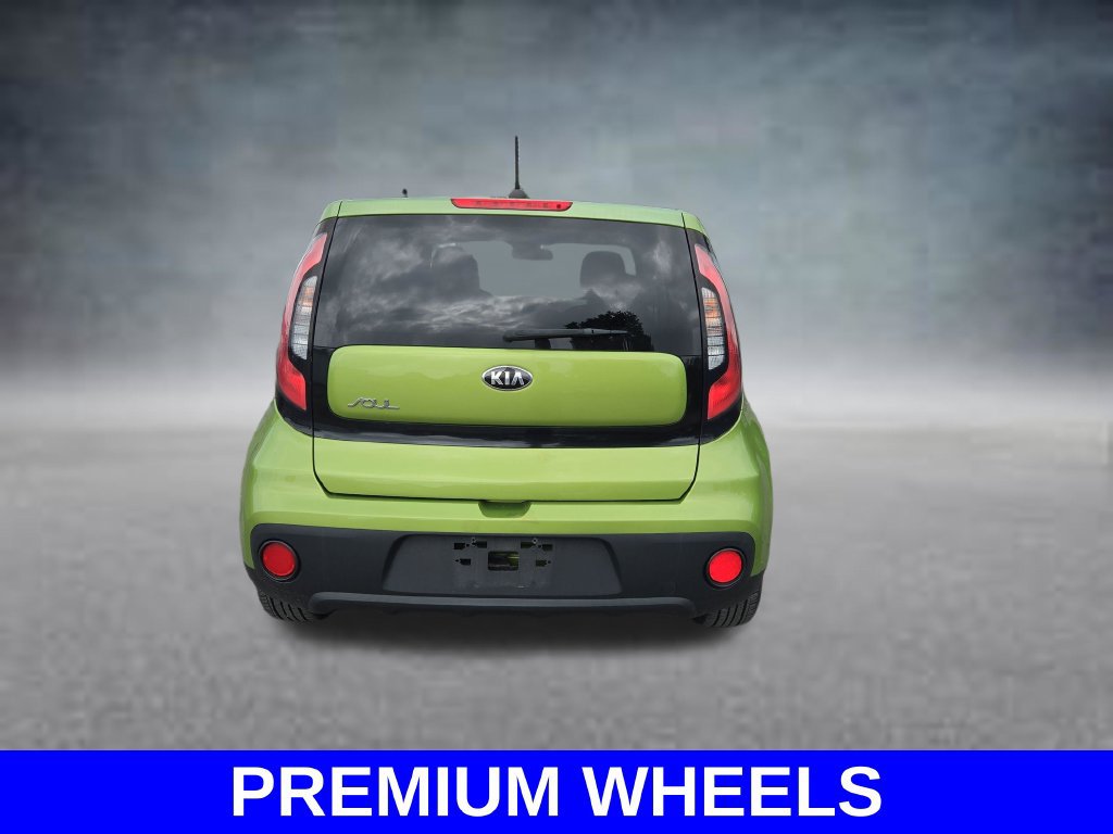 Used 2018 Kia Soul FWD image 6