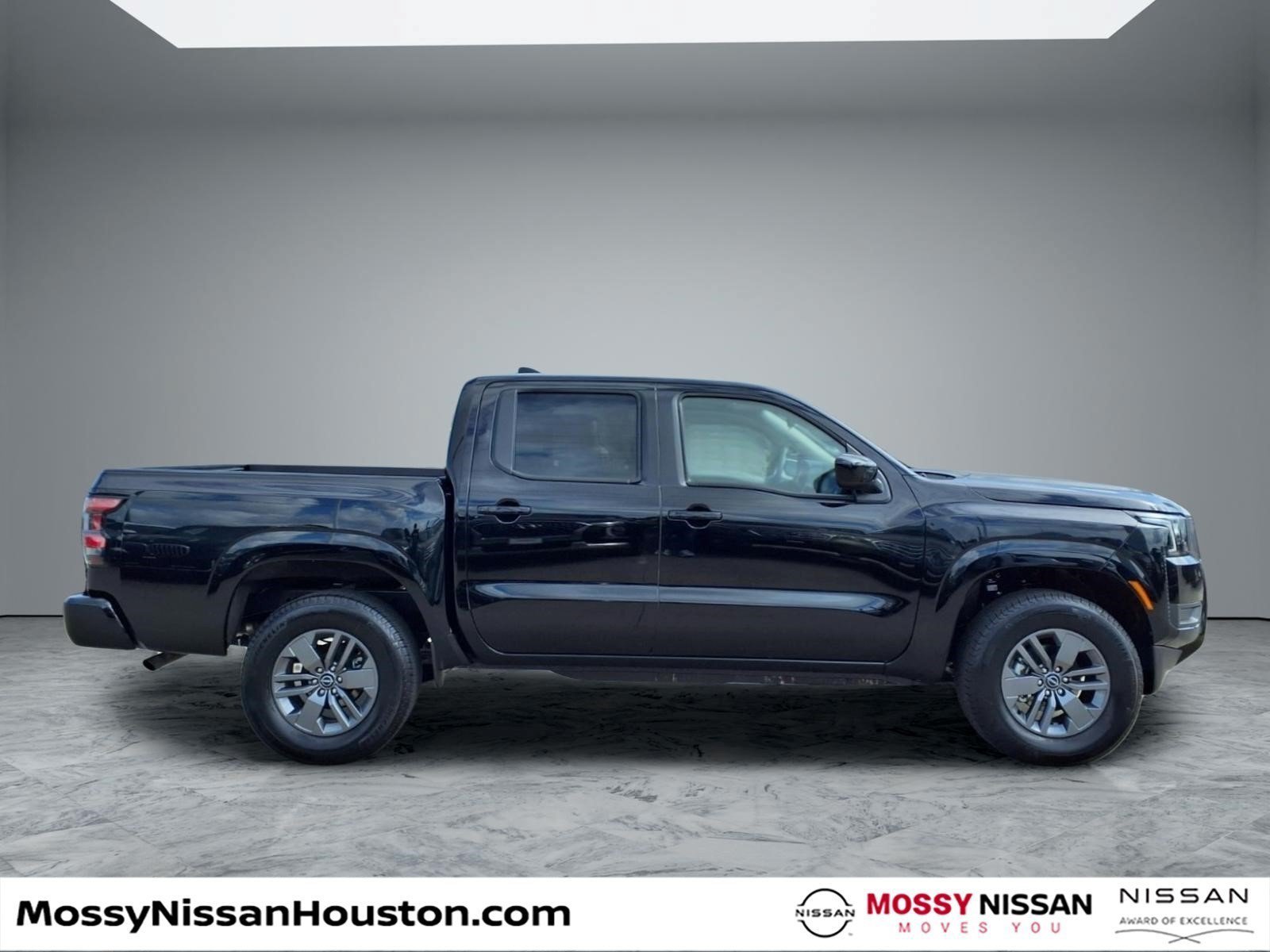 Used 2026 Nissan Frontier SV AWD/4WD image 8