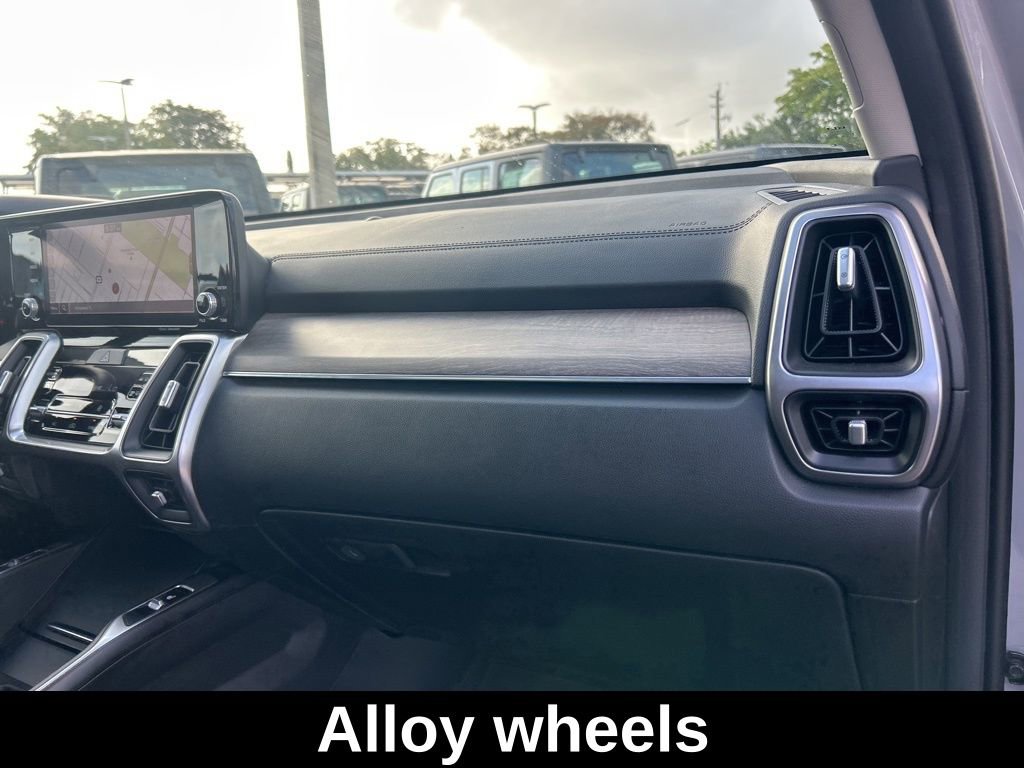 Used 2023 Kia Sorento X-Line EX image 25