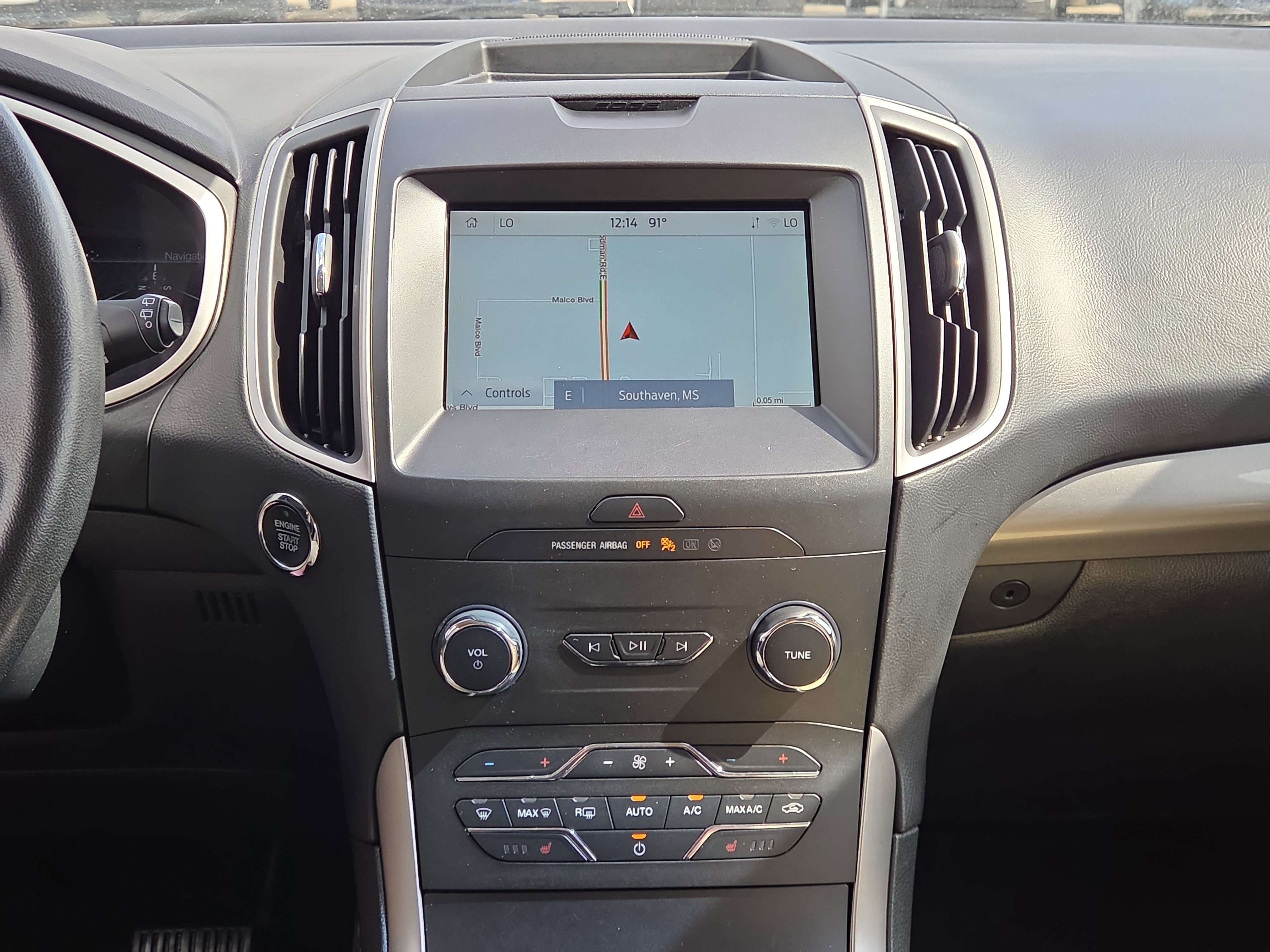 Used 2020 Ford Edge SEL w/ Convenience Package image 24