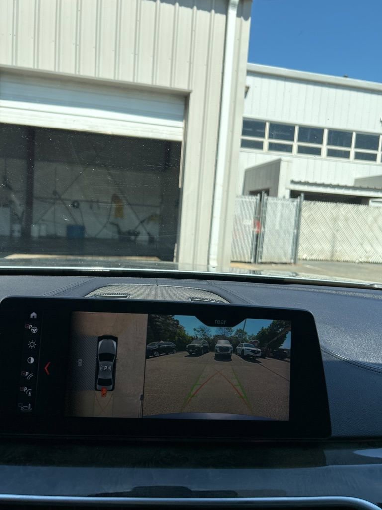 Used 2018 BMW 540i xDrive image 12