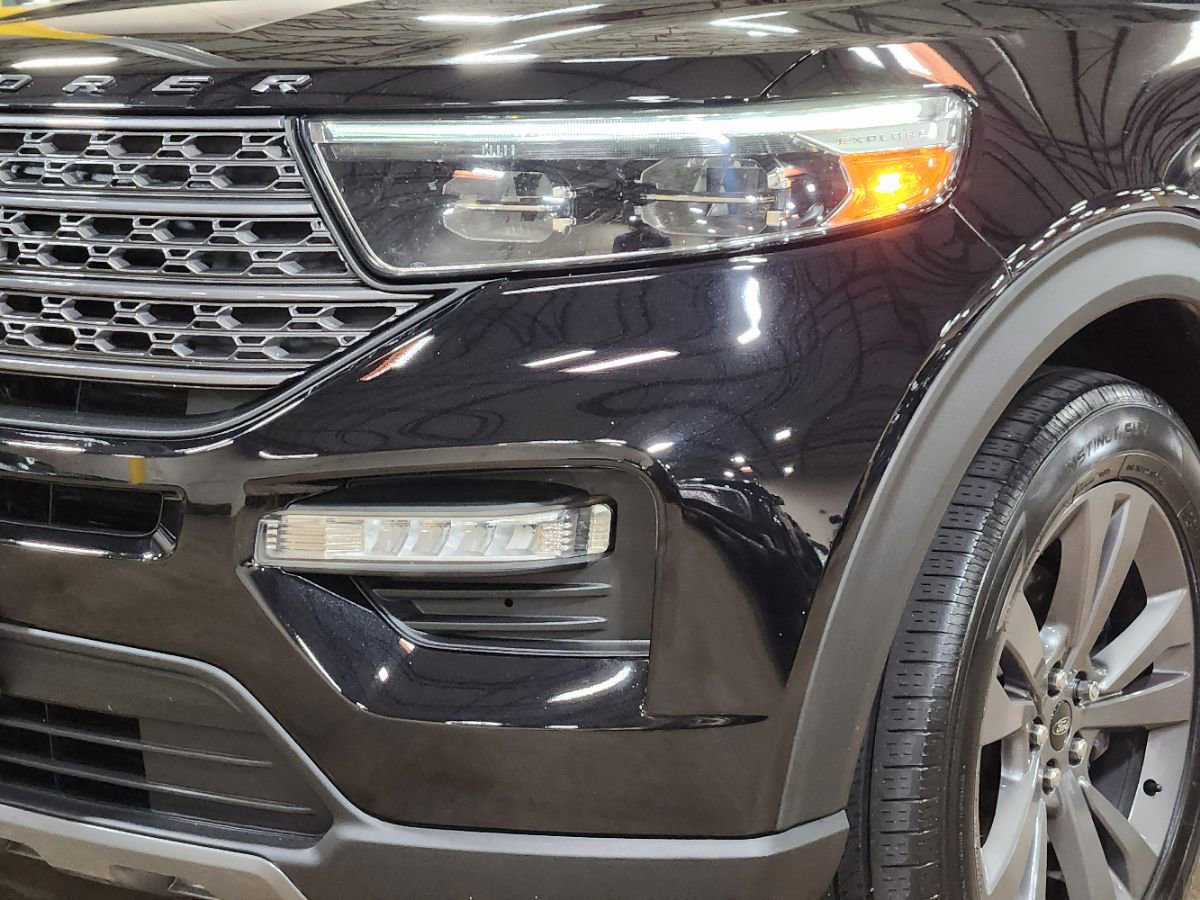 Used 2021 Ford Explorer XLT w/ Equipment Group 202A RWD image 14