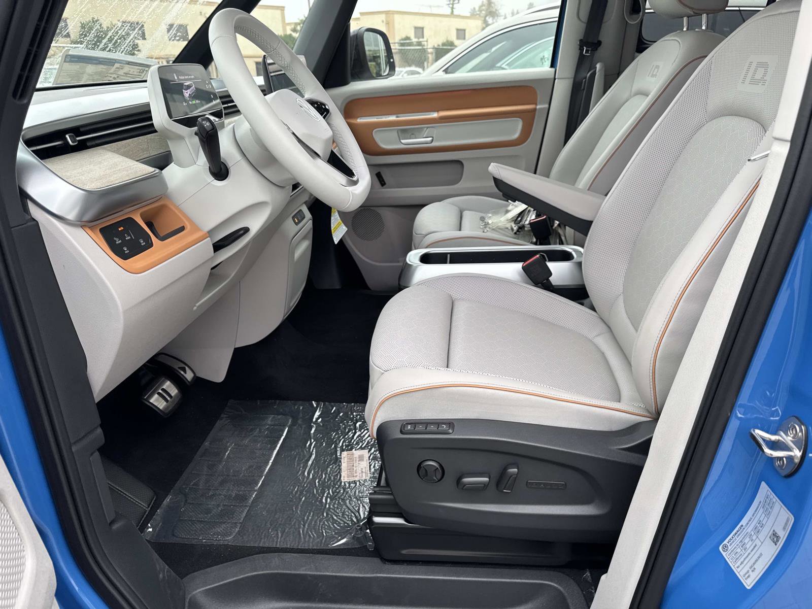 New 2025 Volkswagen ID. Buzz Pro S Plus image 13