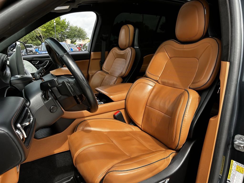 Used 2020 Lincoln Aviator Black Label w/ Dynamic Handling Package AWD/4WD image 26