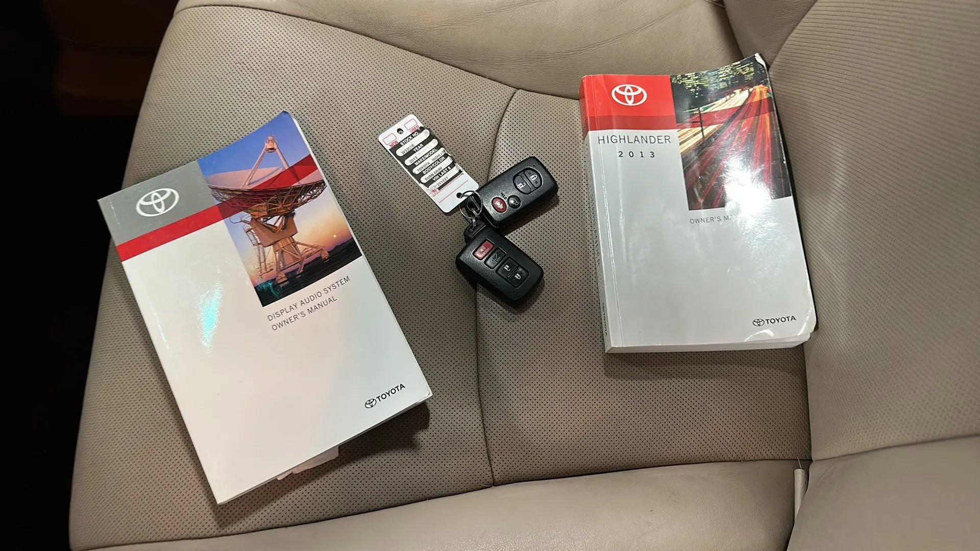 Used 2013 Toyota Highlander Limited image 31