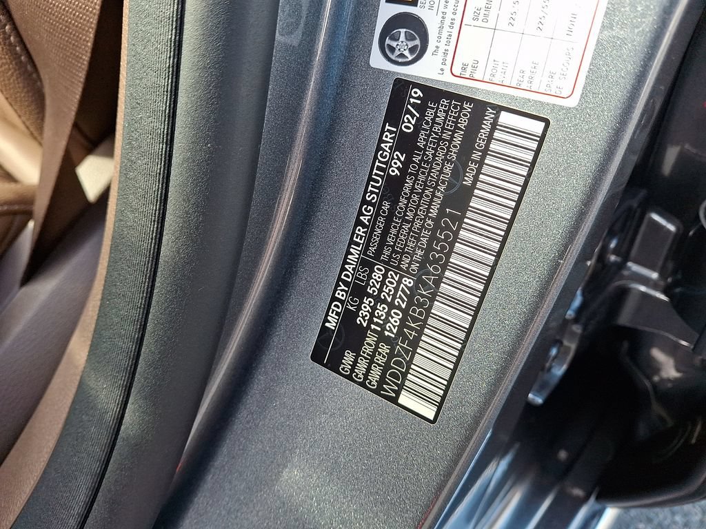 Used 2019 Mercedes-Benz E 300 4MATIC image 28