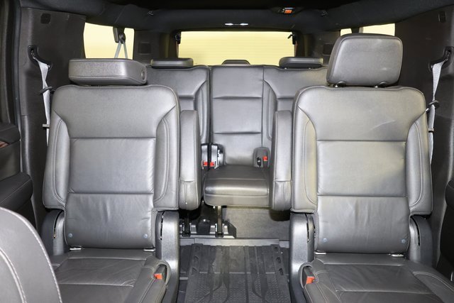 Used 2021 Chevrolet Suburban Z71 image 13